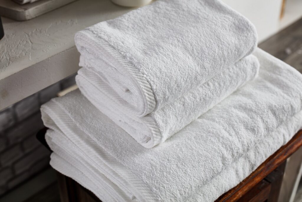 Landera| Linen Rental | Cleaning Solutions | Amenities